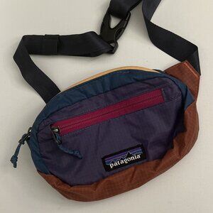 Patagonia Ultralight Black Hole Mini Hip Pack Patchwork Coral NWT